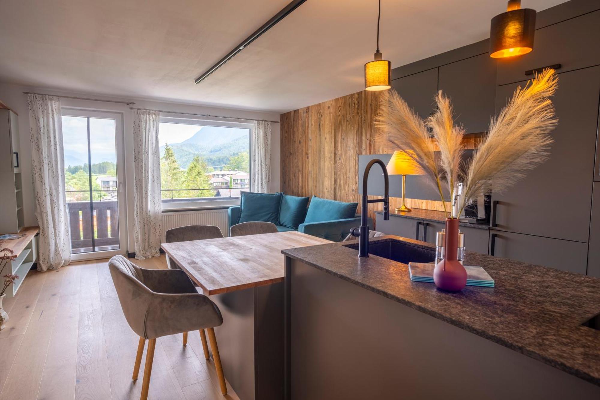 Wolfgangsee Appartements Strobl Exterior photo